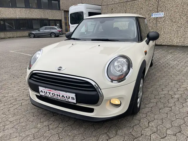 MINI One Pepper 1.2 2.Hand Weiss Euro 6 Top Gepflegt