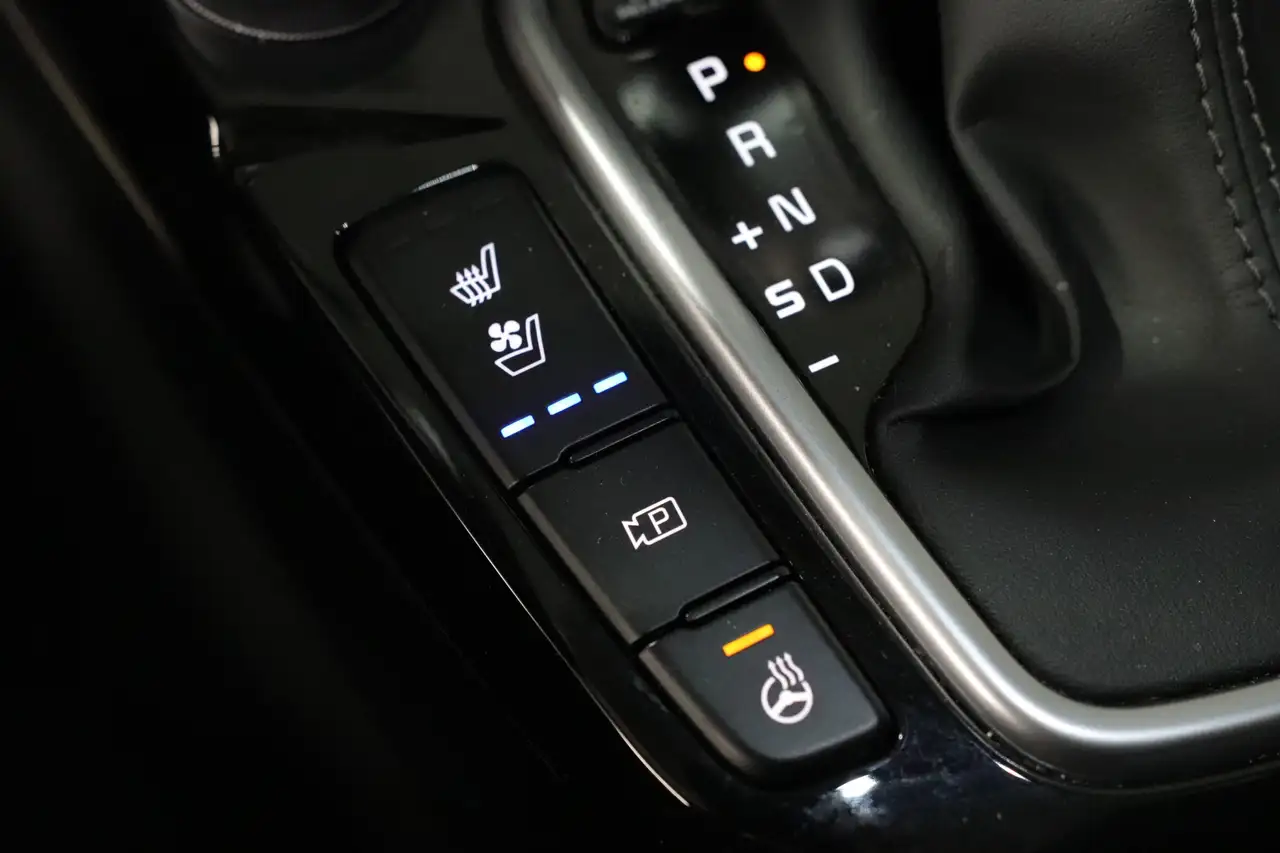 Kia Seltos снимка Kia Seltos