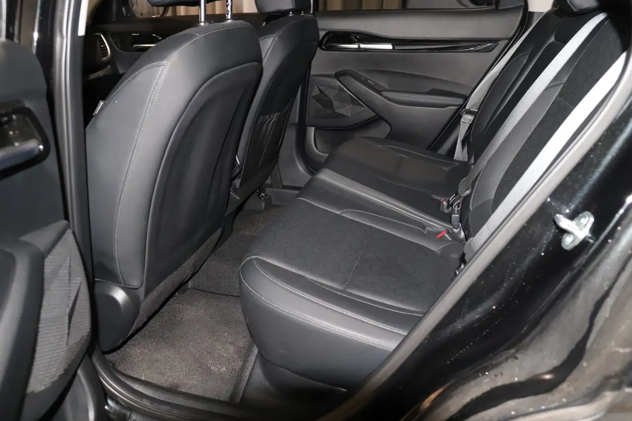 Kia Seltos снимка Kia Seltos