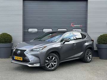 AWD F Sport Line | Panoramadak | Camera | DAB | St