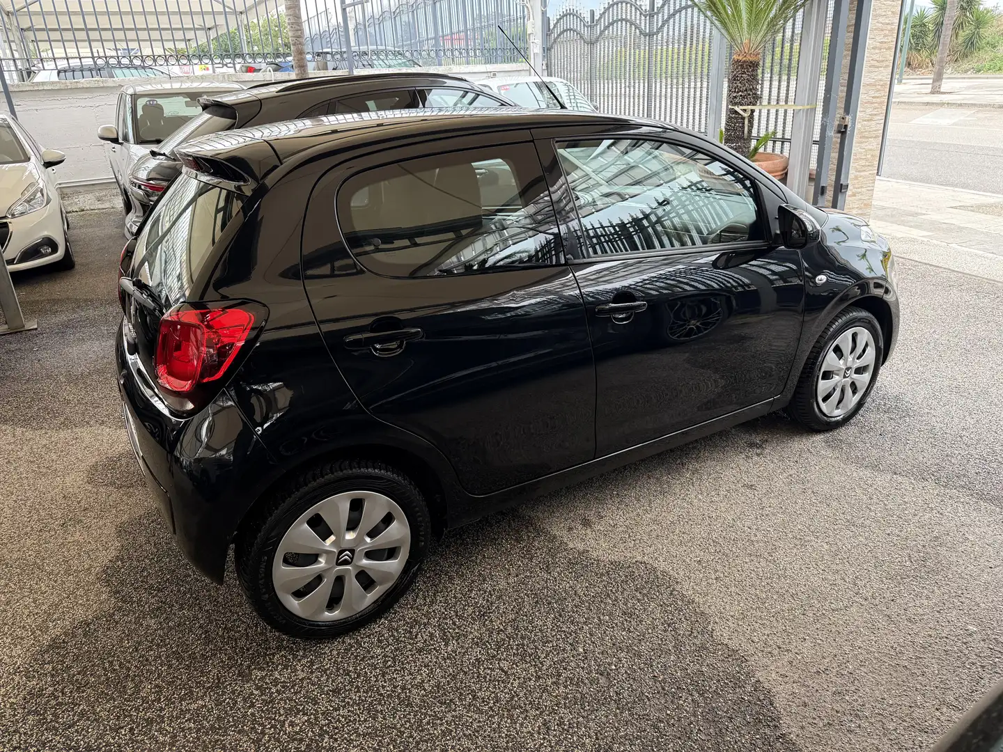 Citroen C1 5p 1.0 vti Shine 72cv neopatentati Nero - 2