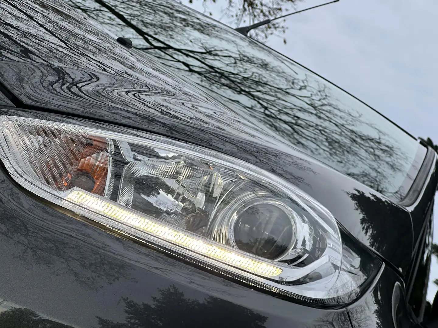 Ford Fiesta 1.0 Style Grijs - 2