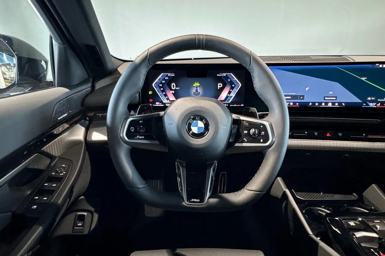 BMW 5 Series 2026 — фото 13