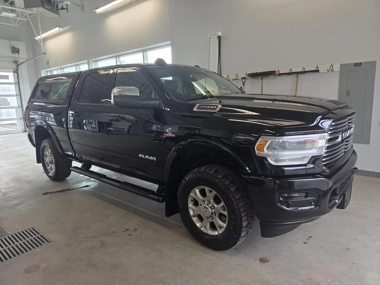 RAM 2500 снимка RAM 2500