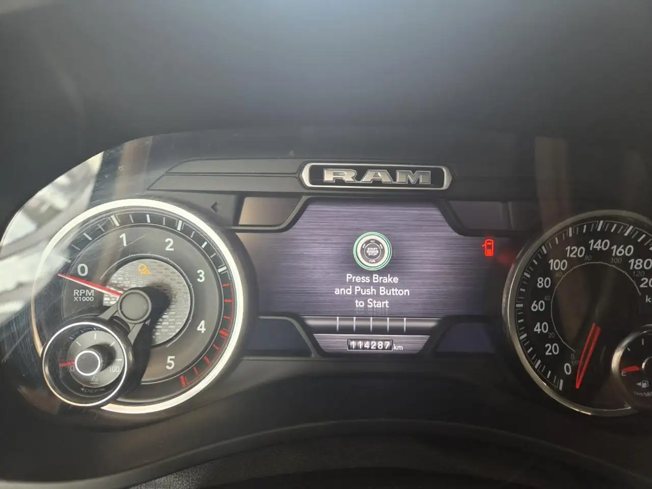 RAM 2500 снимка RAM 2500