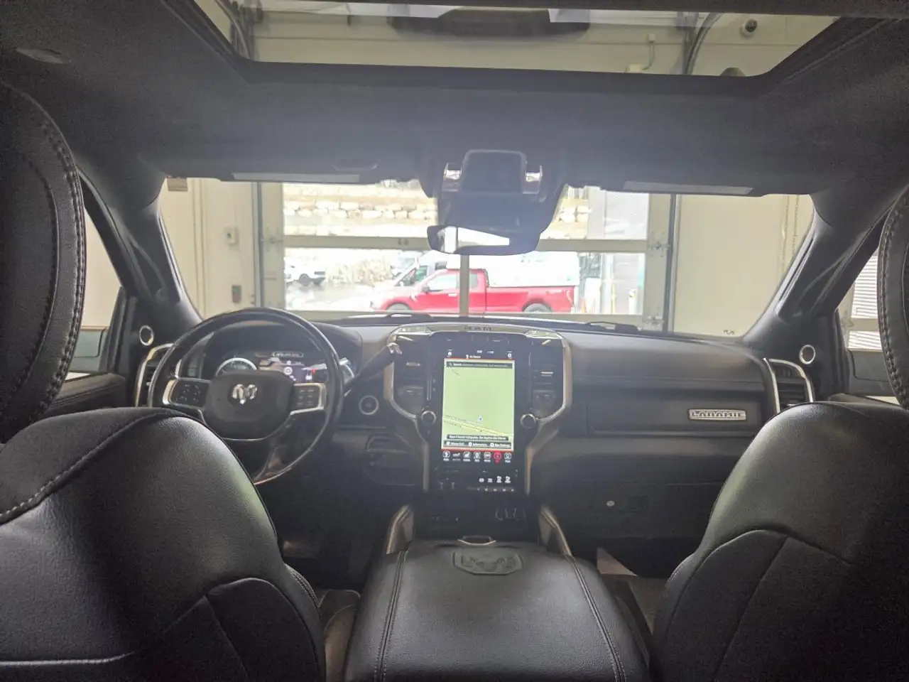 RAM 2500 снимка RAM 2500