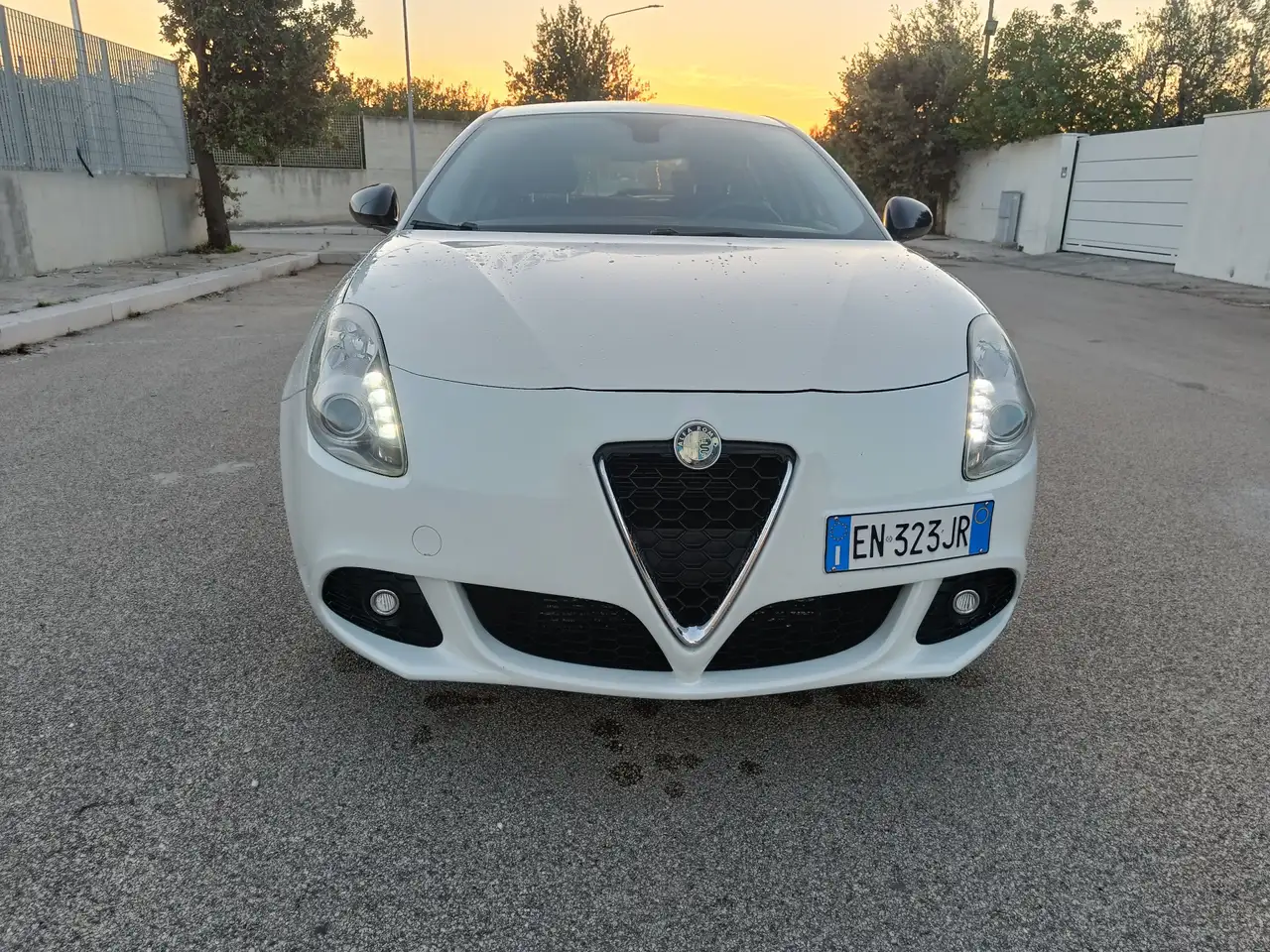 Alfa Romeo Giulietta 1.6 jtdm(2) — photo 1 of 13