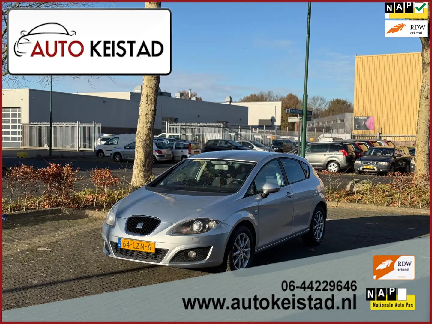 SEAT Leon 1.8 TFSI 160PK DSG AUTOMAAT XENON/NAVIGATIE/CLIMA! Grau - 1