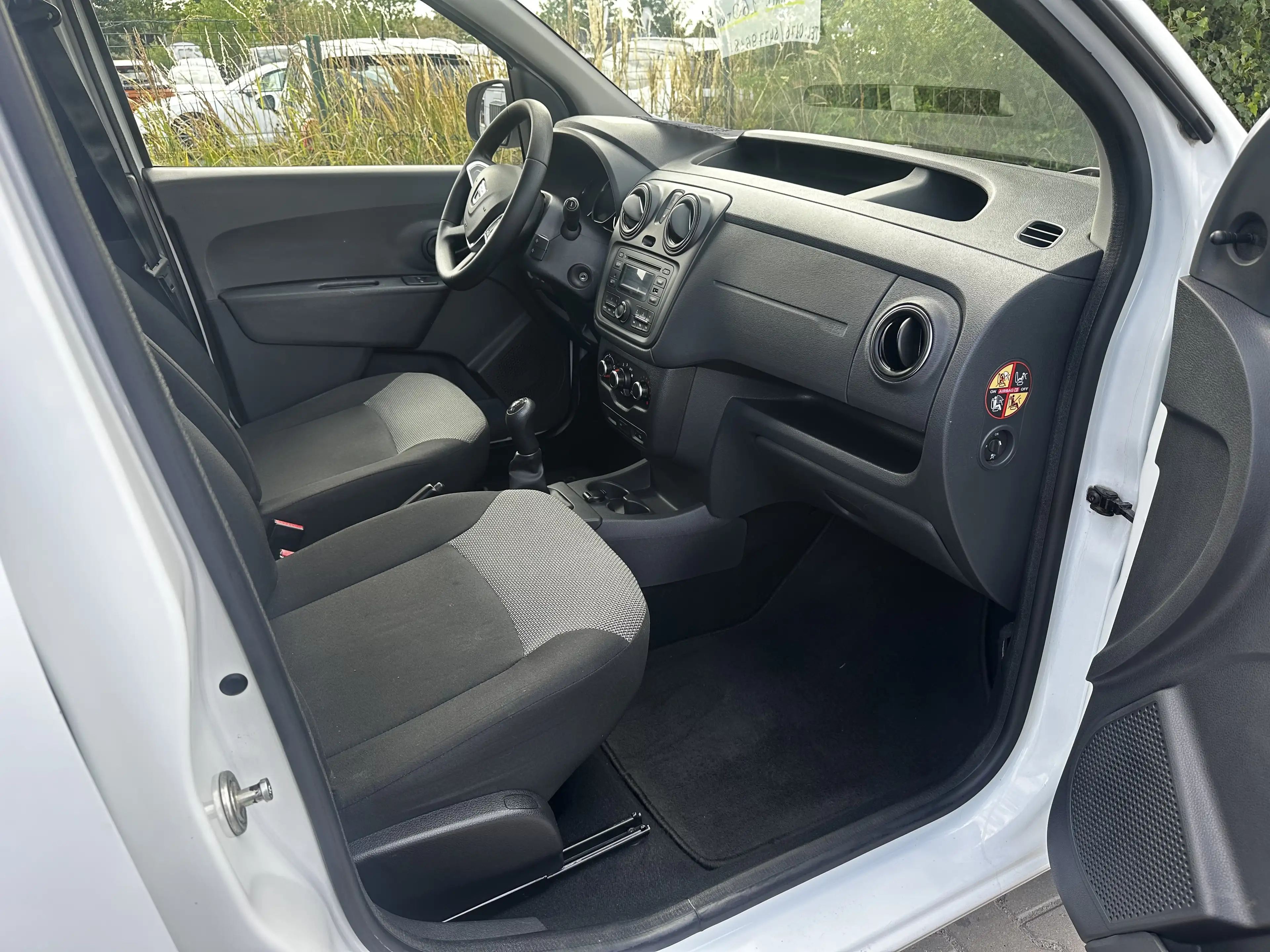 Dacia Dokker Dokker SCe 100 Access — photo 9