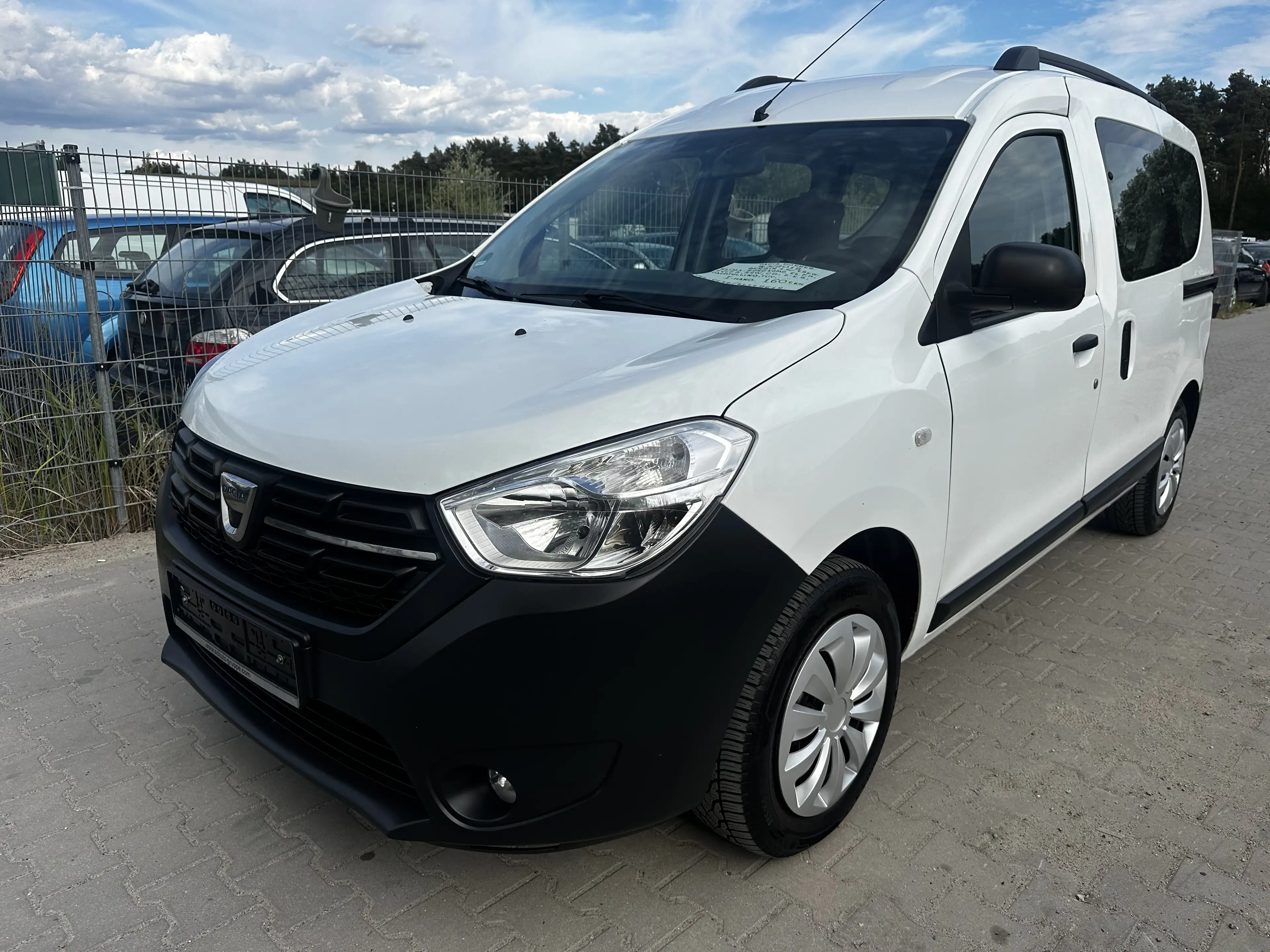 Dacia Dokker Dokker SCe 100 Access — photo 3