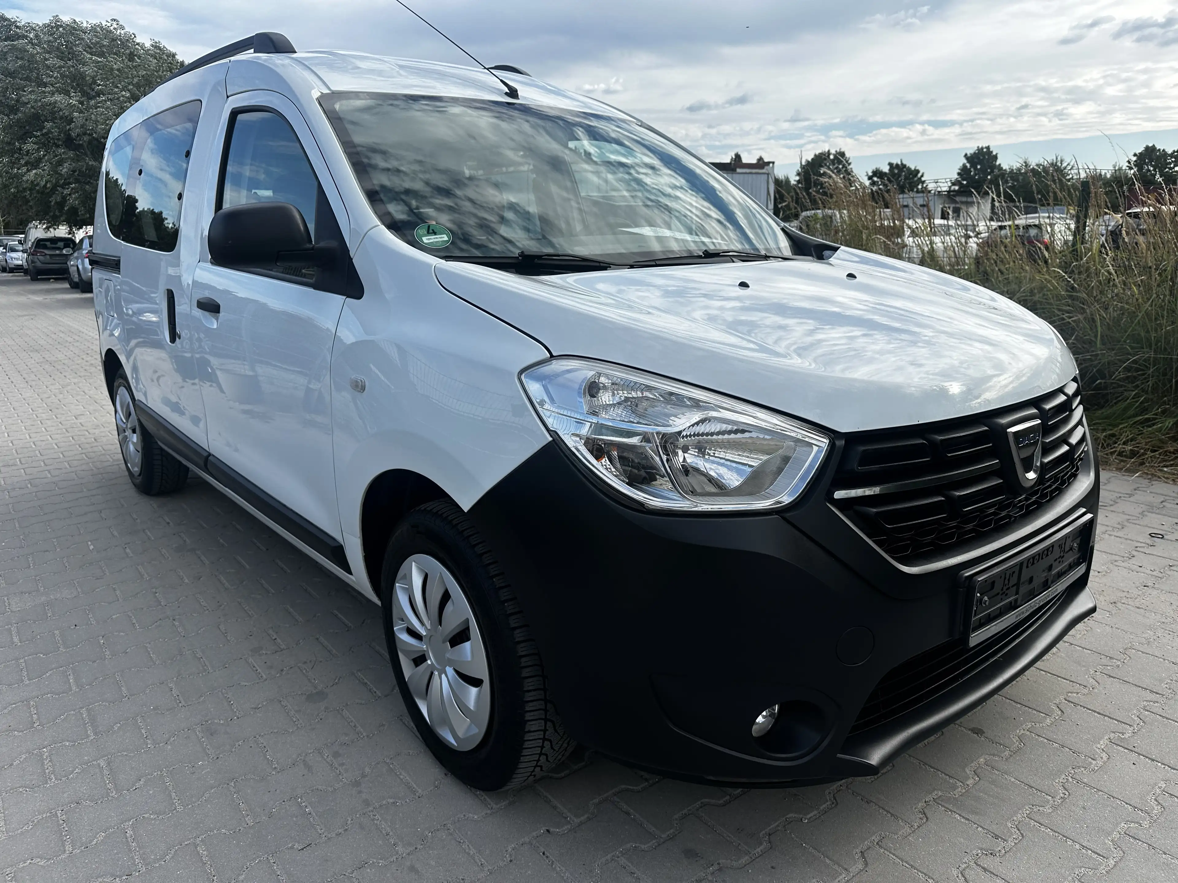 Dacia Dokker Dokker SCe 100 Access — photo 2