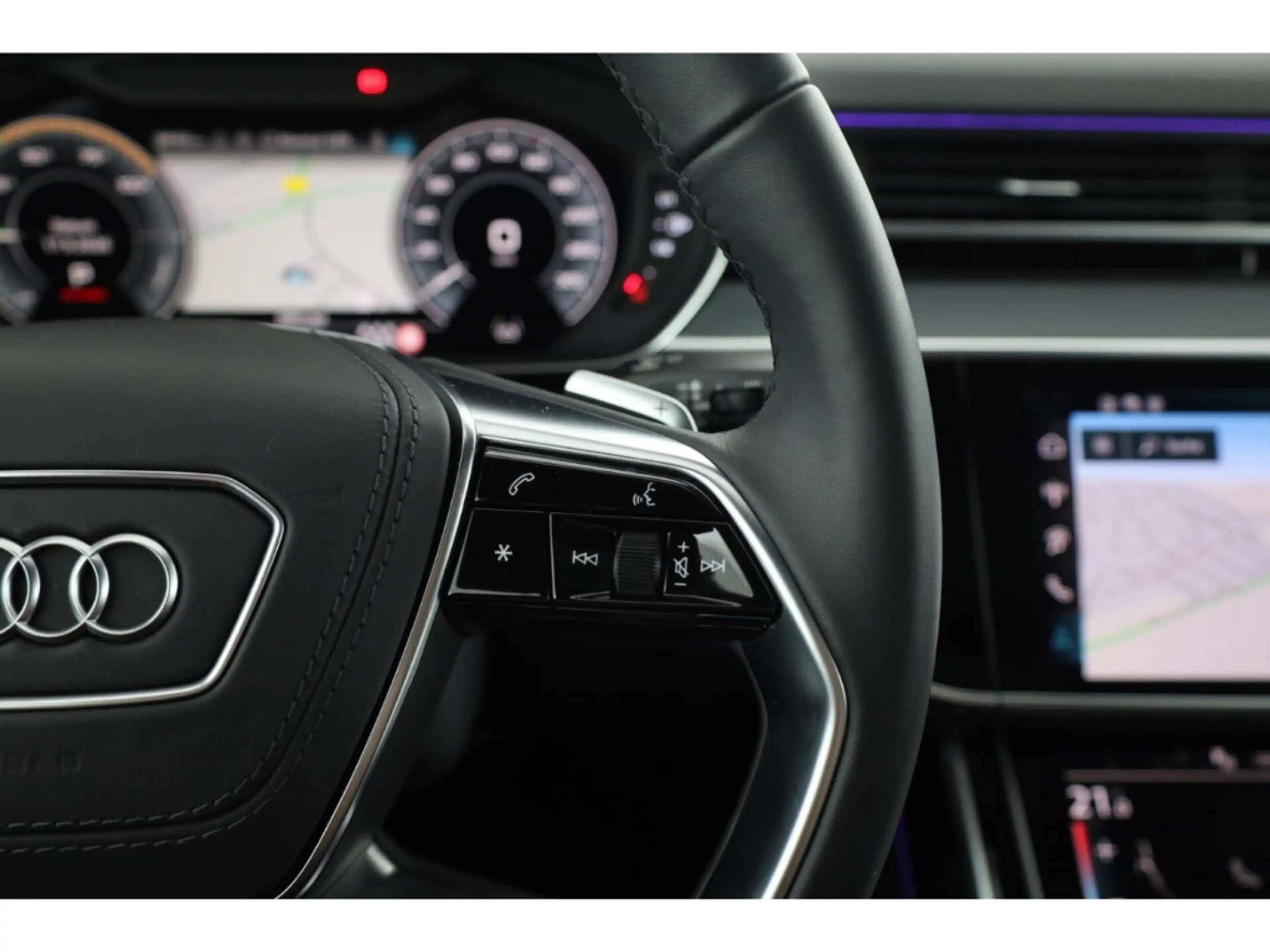 Audi A8 L 60 TFSI e quattro S line P-DacH/20''/360/HUD — photo 15