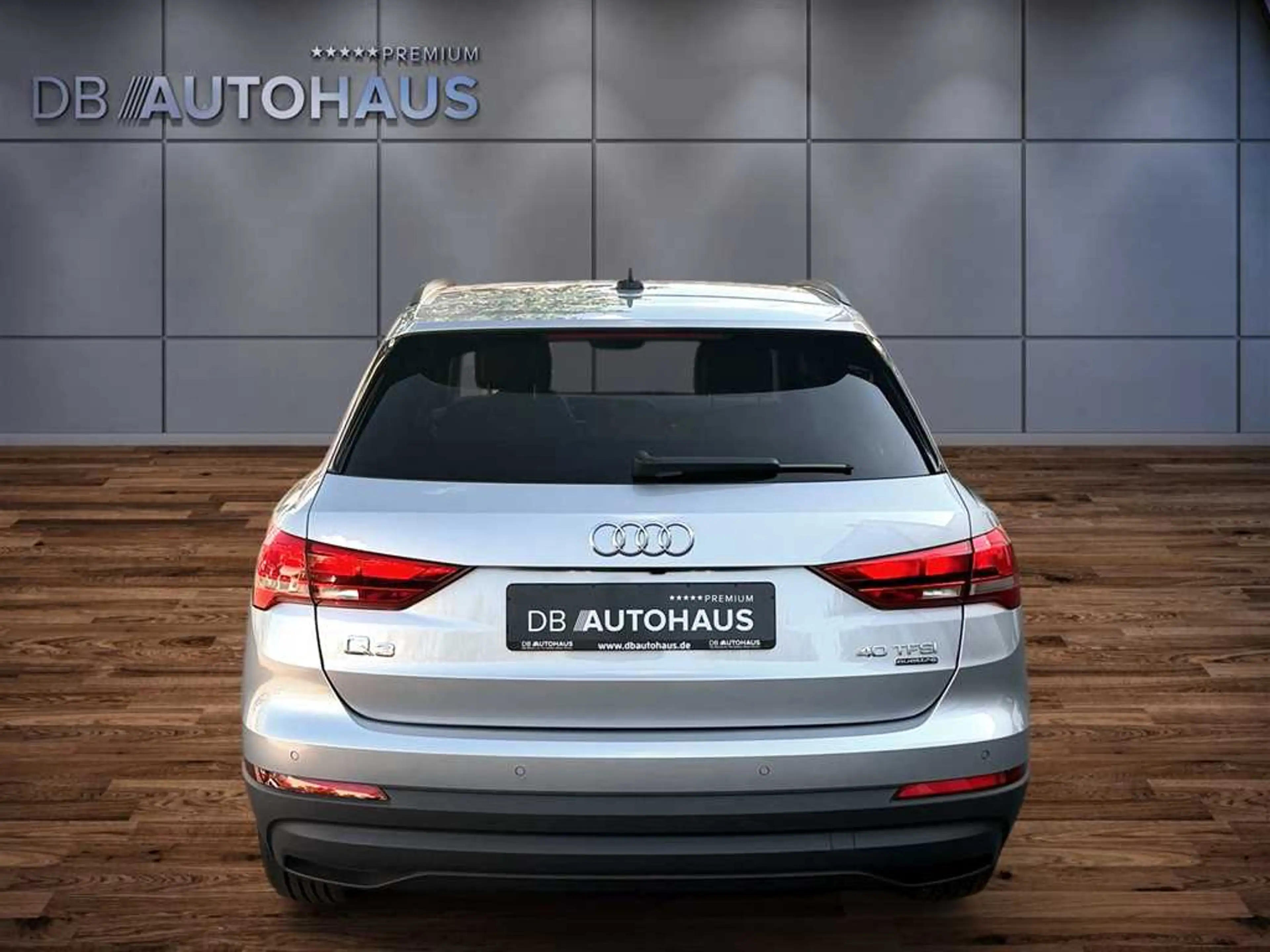 Audi Q3 40 2.0 TFSI quattro S-tronic — photo 5