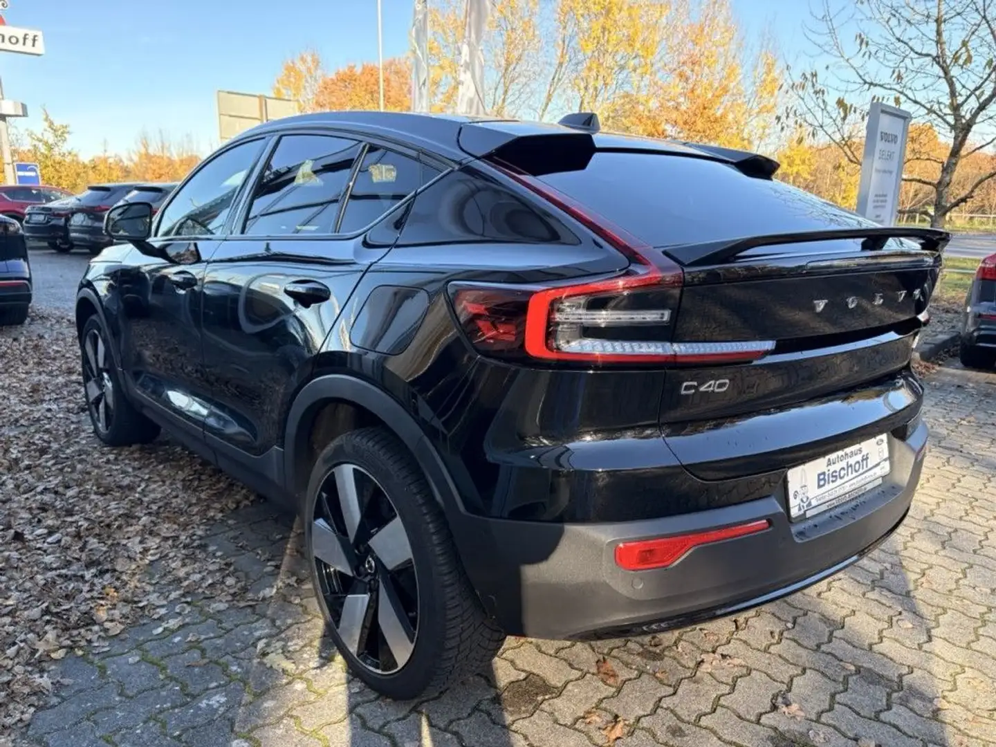 Volvo C40 Recharge Single Motor Ultimate Ganzjahresreifen Schwarz - 2