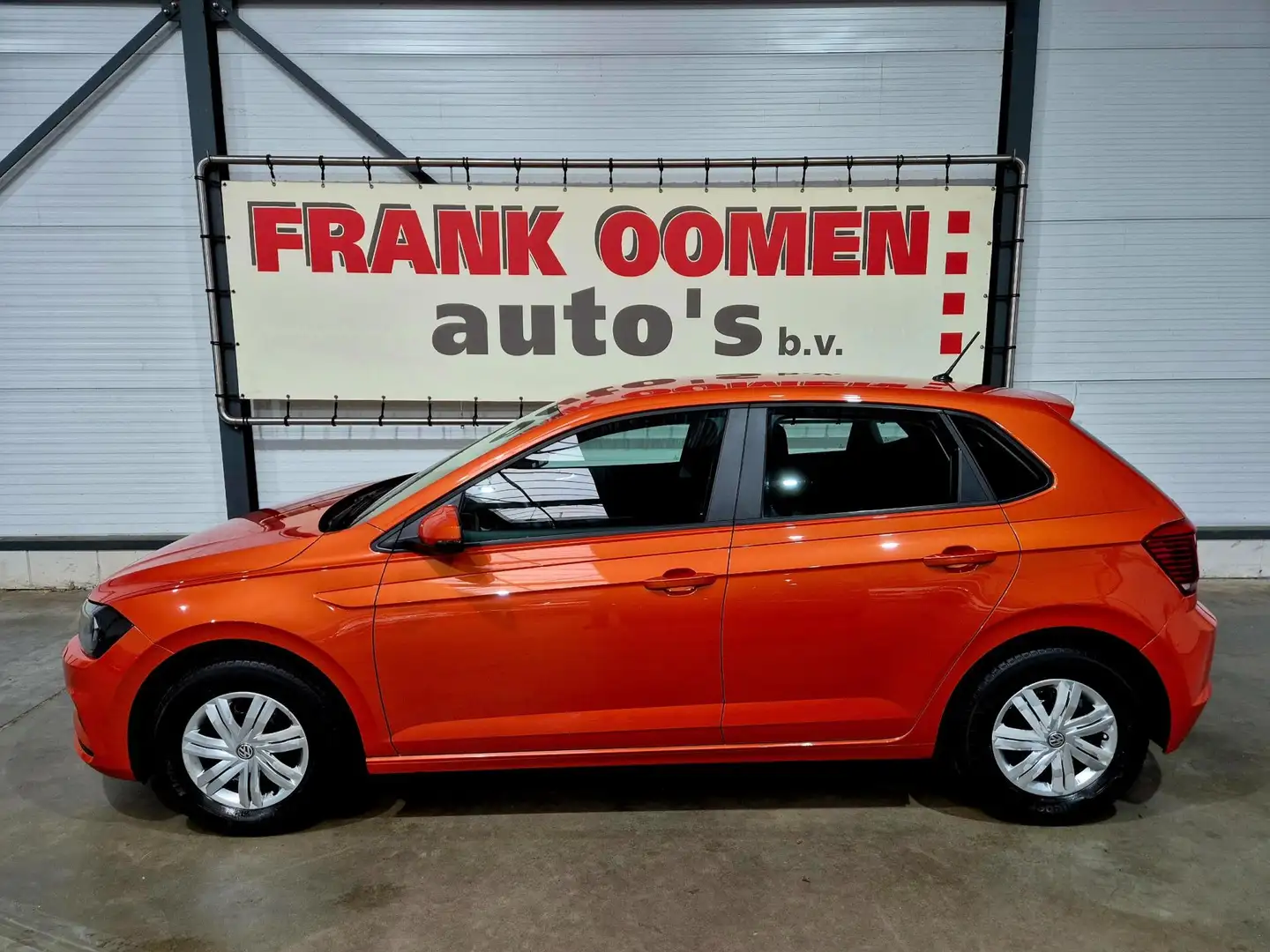 Volkswagen Polo 1.0 MPI 80PK Comfortline + Airco|Trekhaak|LED|Blue Oranje - 2