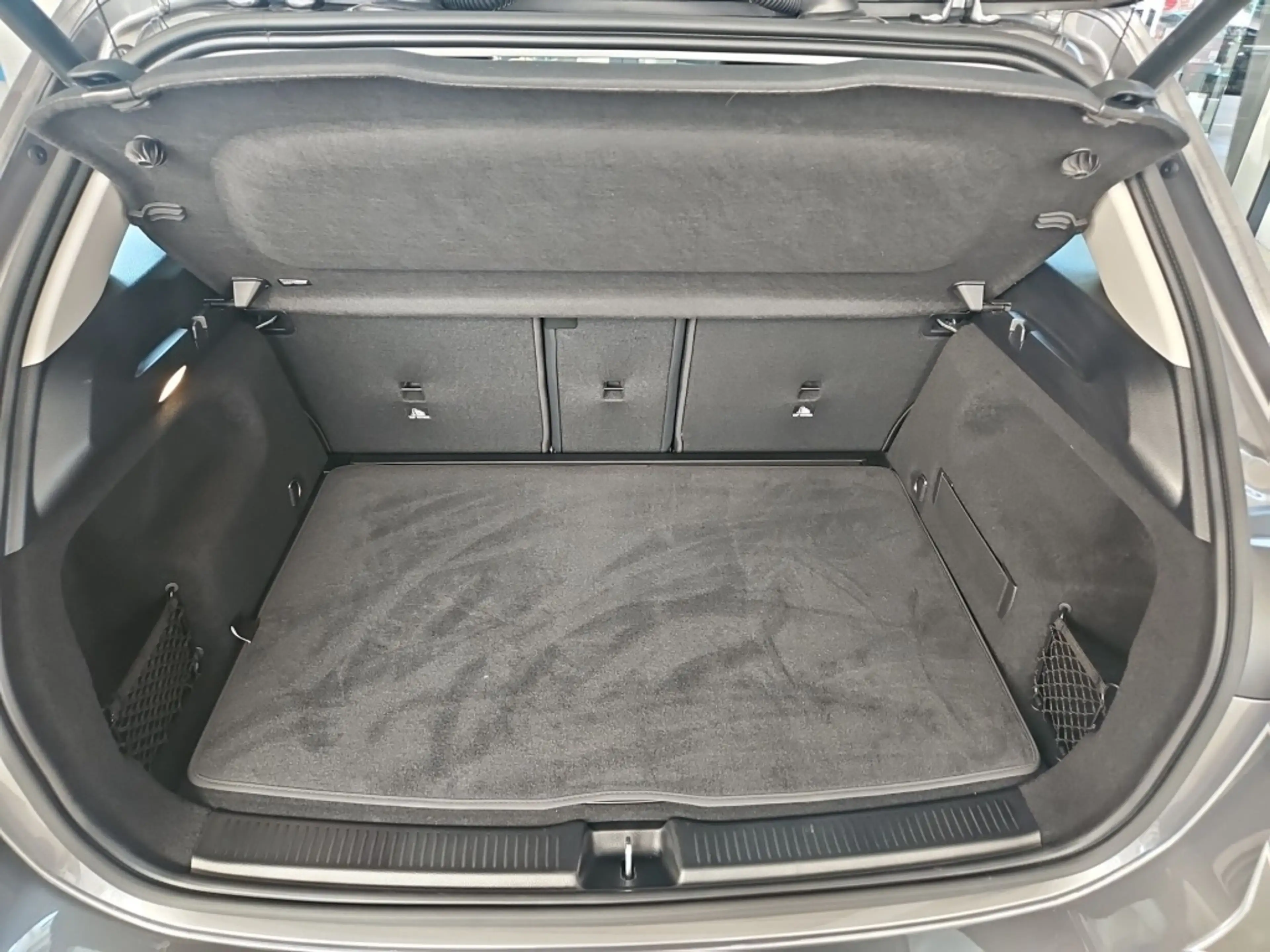 Mercedes-Benz B 200 Progressive AHK LED Tempomat SpurH KAM DAB — photo 12