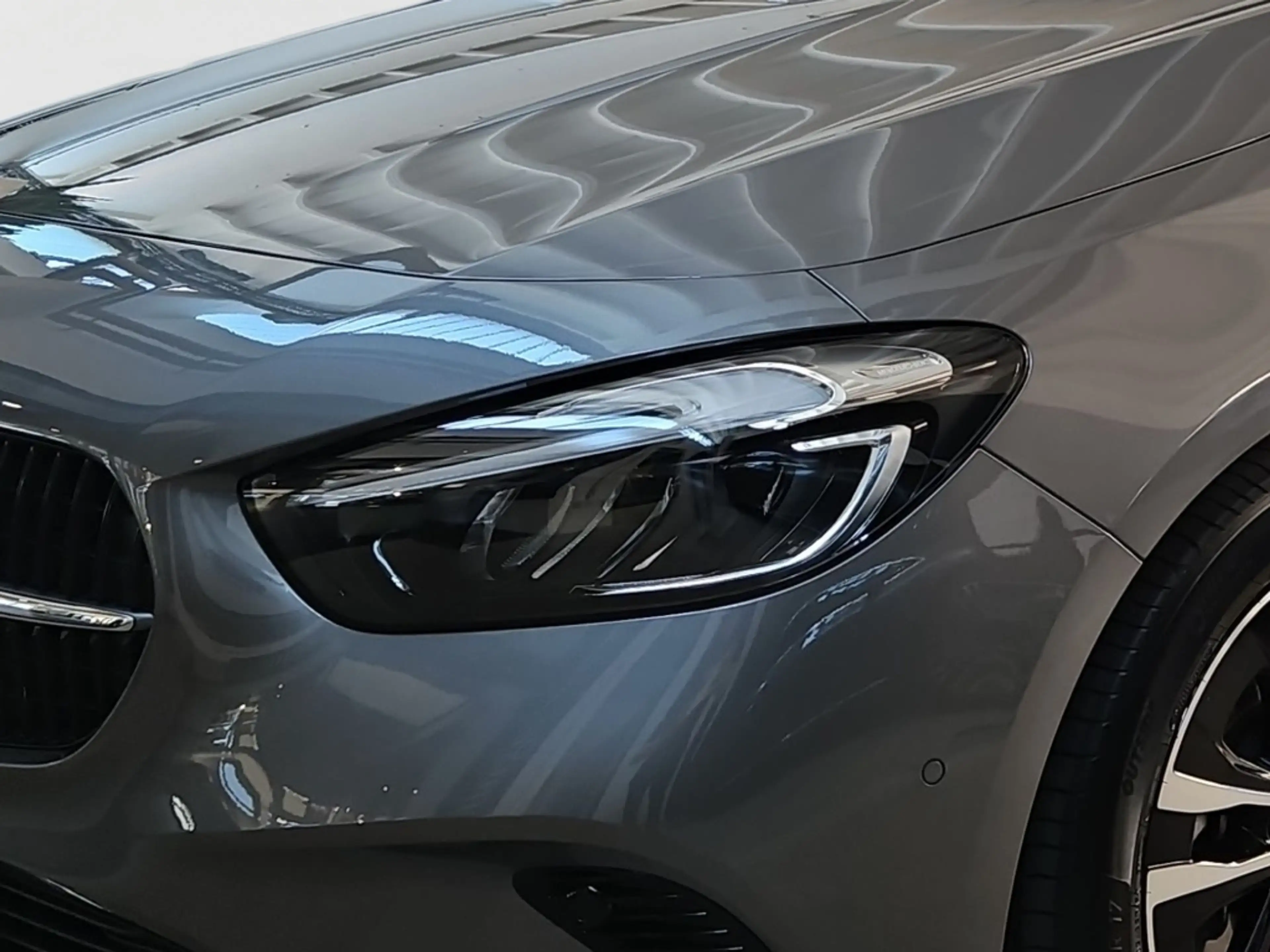 Mercedes-Benz B 200 Progressive AHK LED Tempomat SpurH KAM DAB — photo 5
