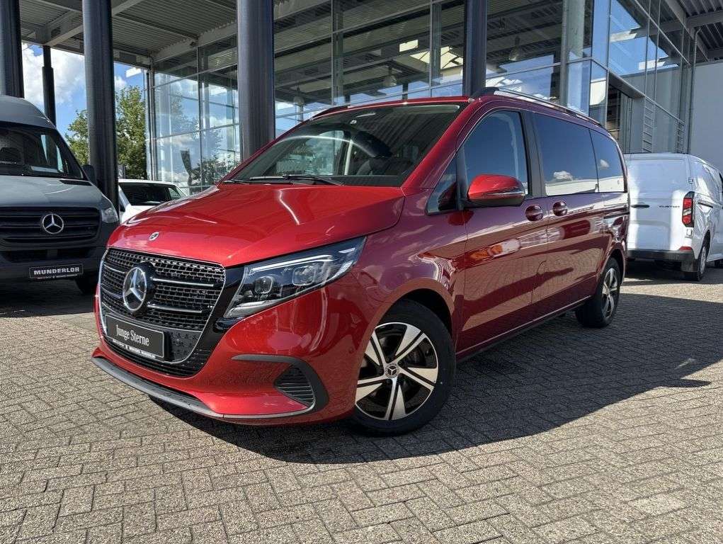 Mercedes-Benz V 220