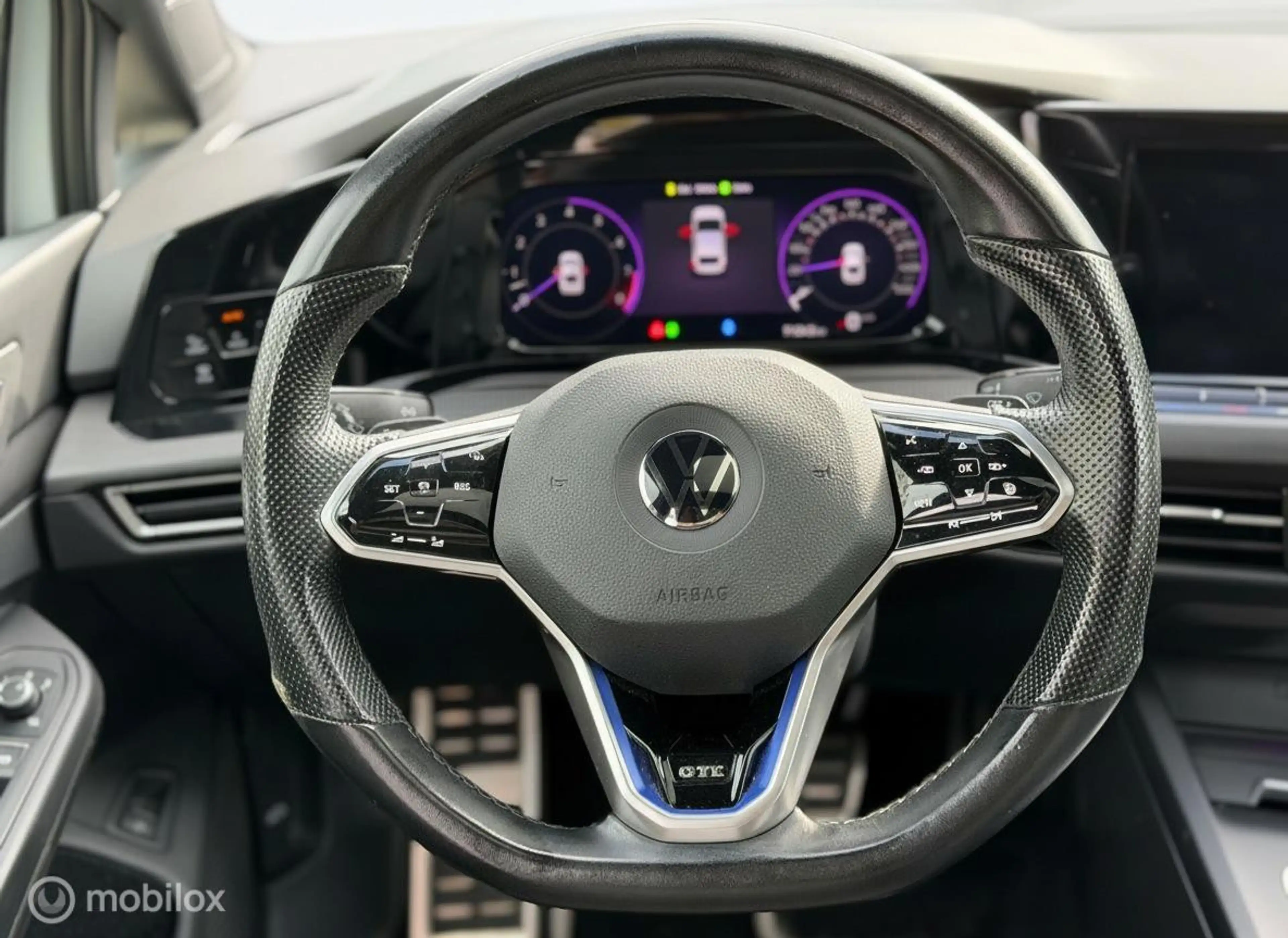 Volkswagen Golf GTE 1.4 eHybrid PANO|IQLIGHT|HUD|CAMERA| — photo 10