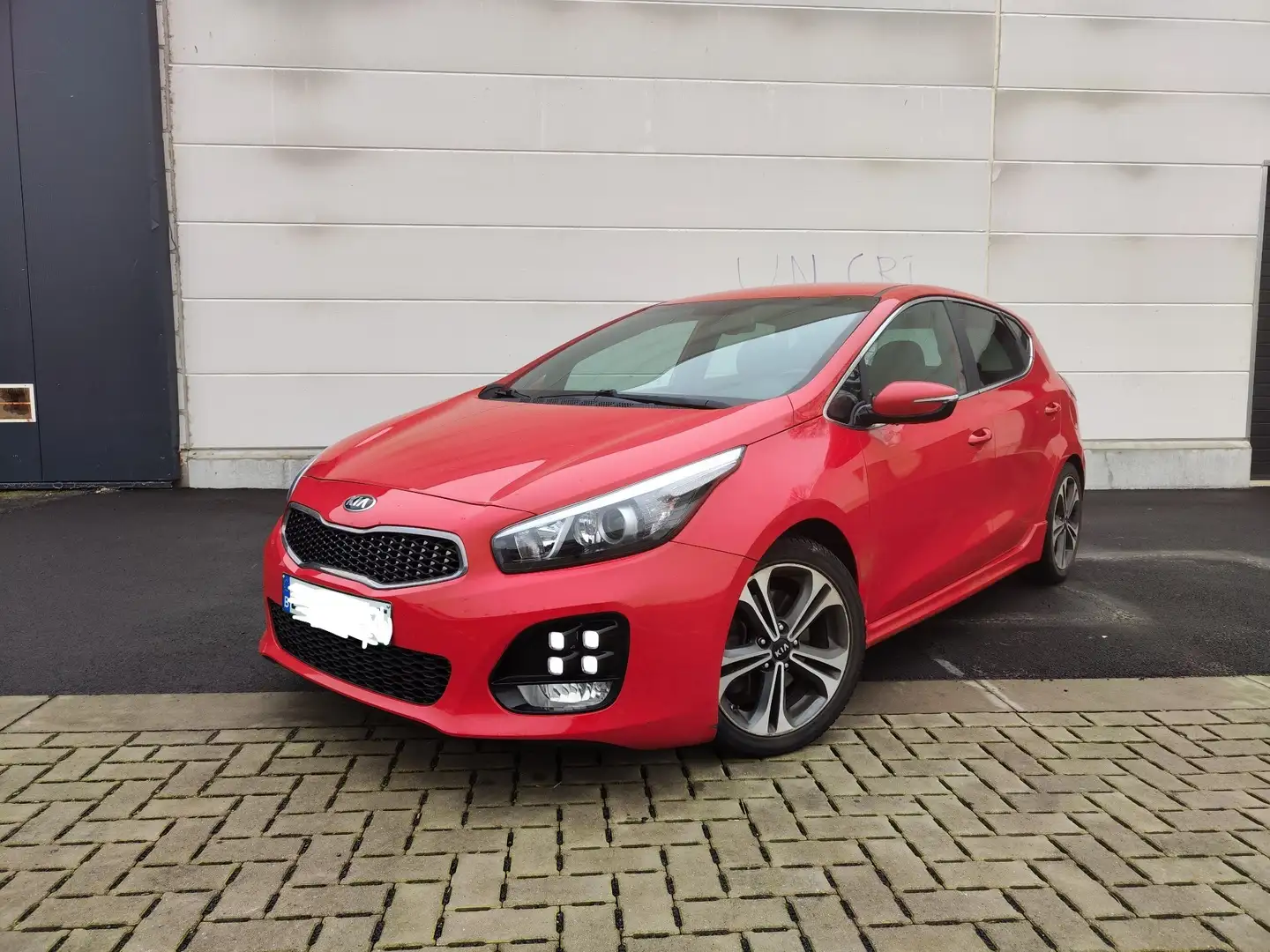 Kia ProCeed / pro_cee'd Coupé 1.0 T-GDI 120 ch ISG GT Line Rood - 1