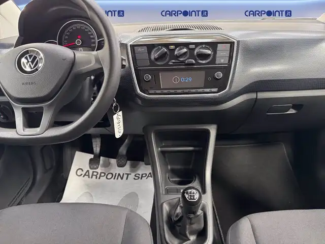 Volkswagen up! view 13