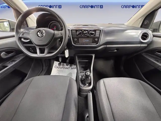 Volkswagen up! view 12
