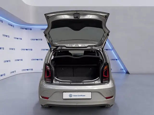 Volkswagen up! view 19