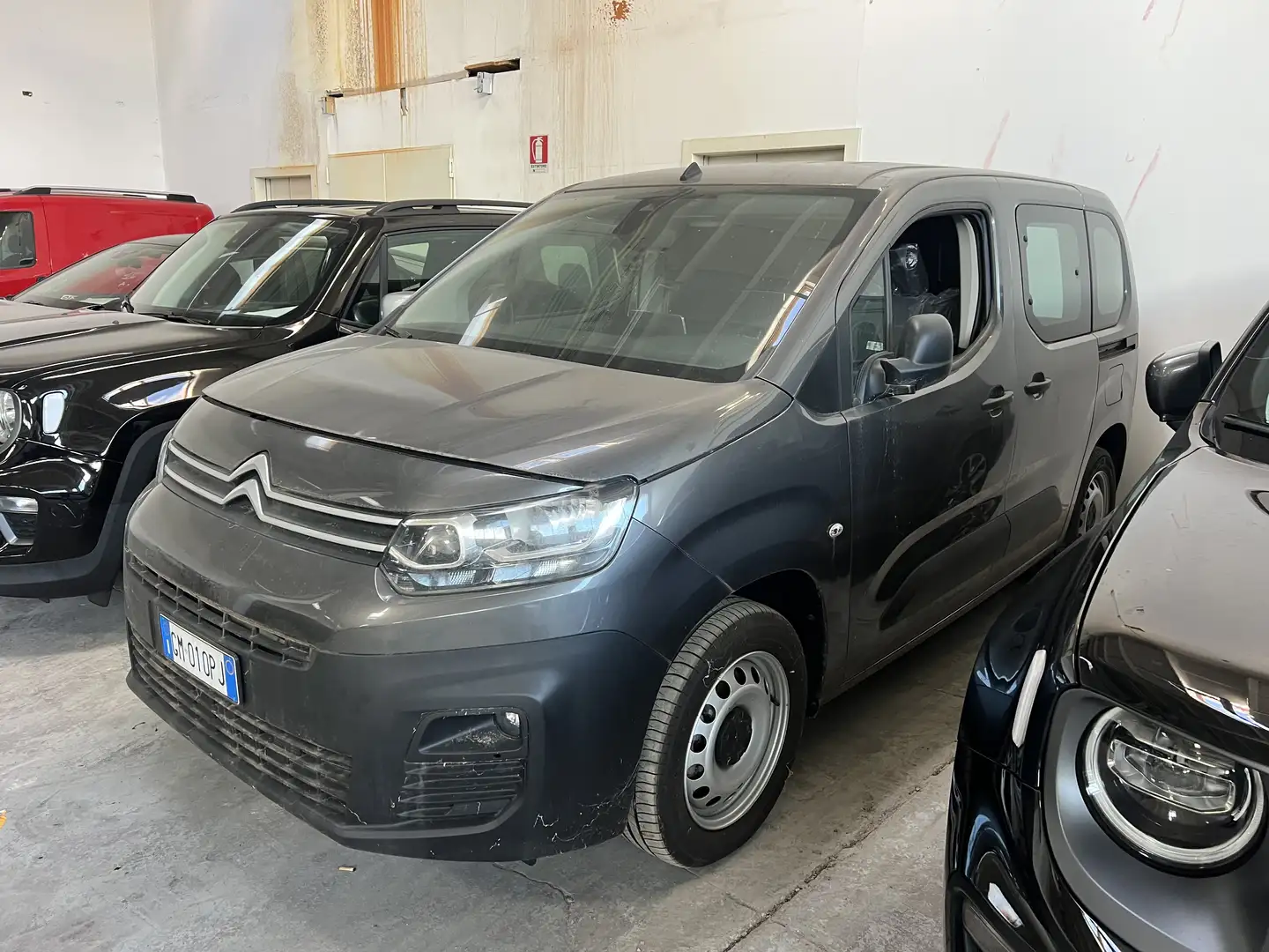Citroen Berlingo 1.5 bluehdi M van 2 posti 130cv. vetrato Grigio - 1