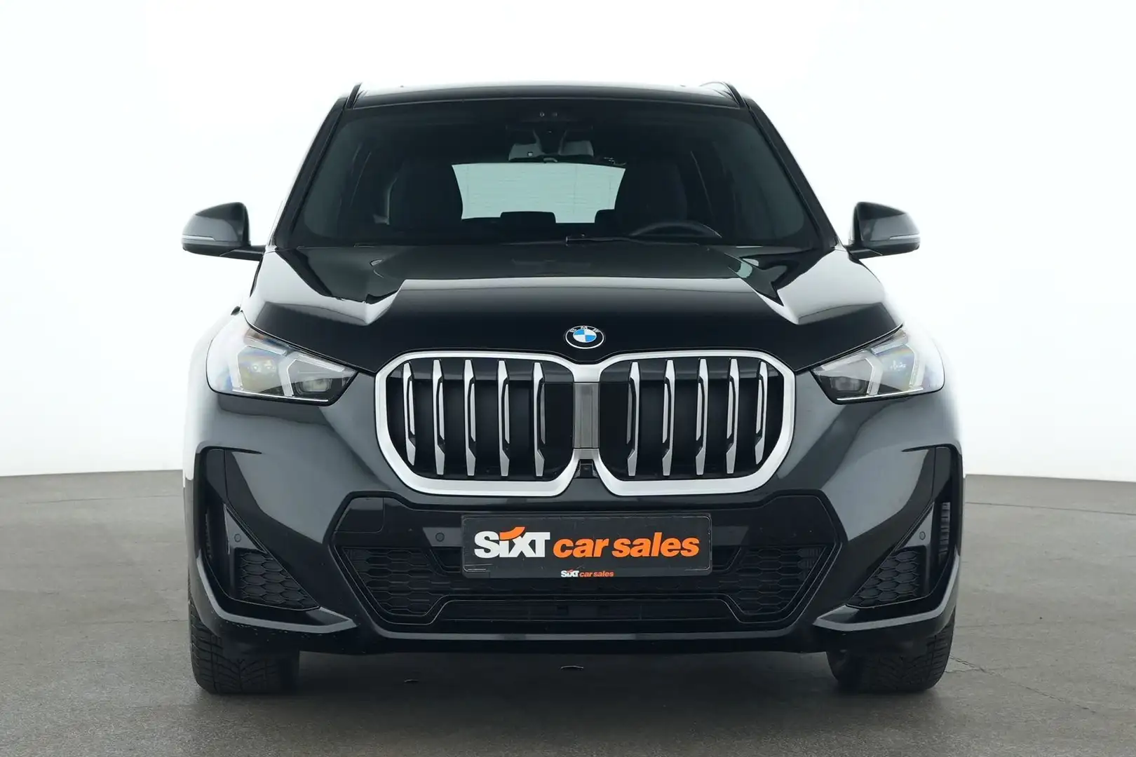 BMW X1 sDrive18d M Sport HUD|Pano|PAs+360°|Aktiv|AHK Schwarz - 2