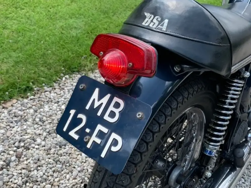 BSA 650 LIGHTNING Twin - foto 8