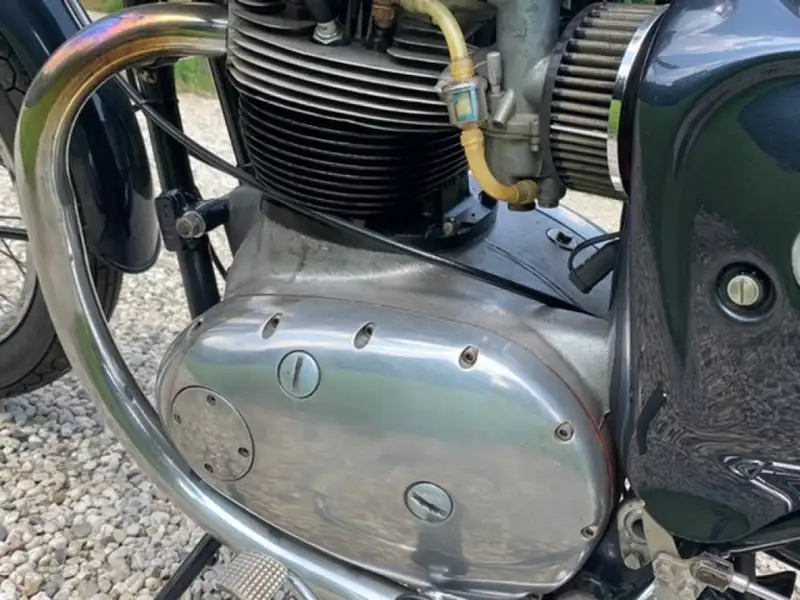 BSA 650 LIGHTNING Twin - foto 6