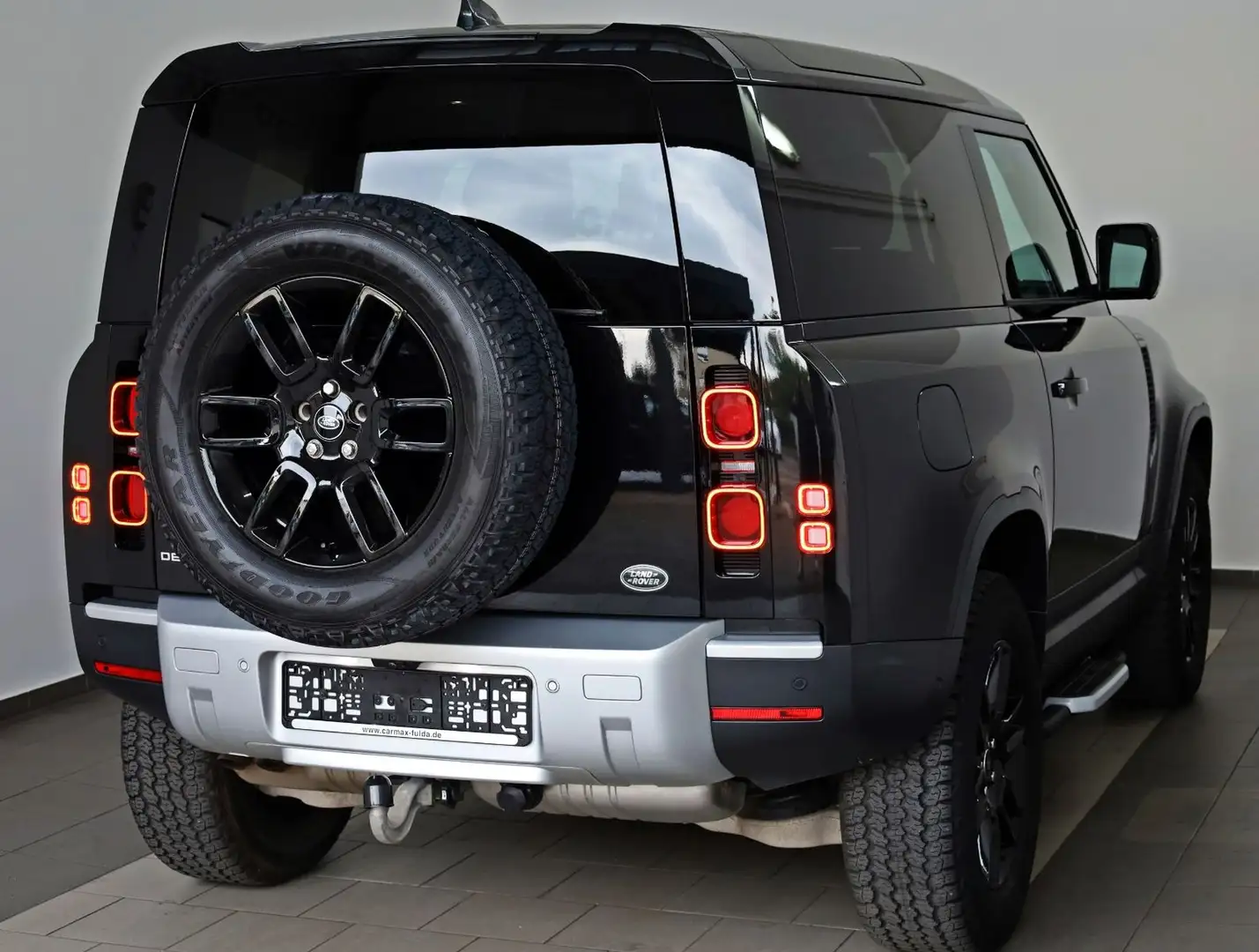 Land Rover Defender 90 S,Leder,Navi,Standhzg,Winter-Pak,AHK Black - 2