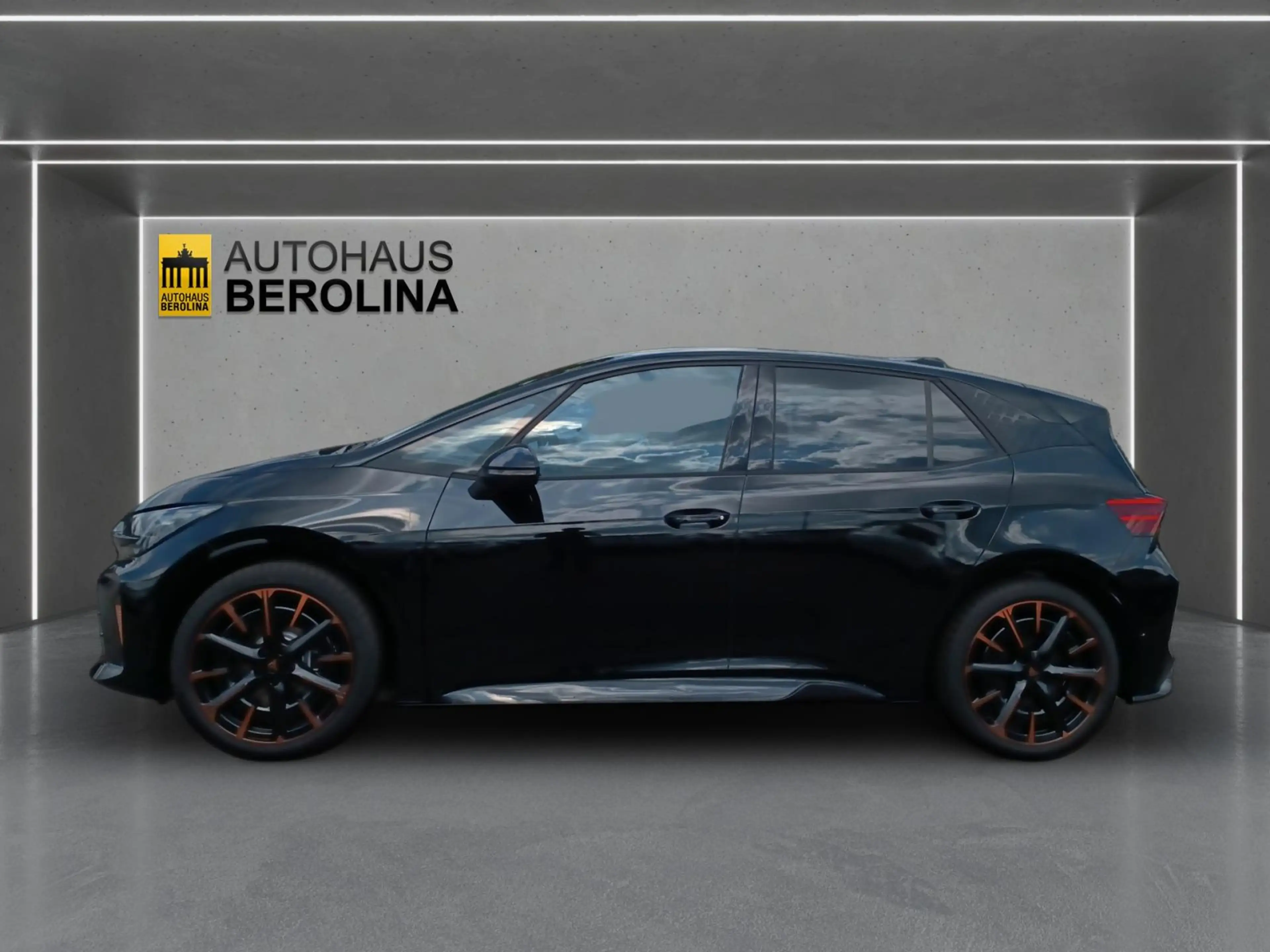 CUPRA Born VZ 79 kWh *MATRIX*HuD*ACC*NAV*R-CAM*SHZ* — photo 4