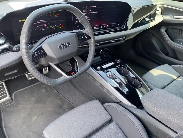 Audi A5 view 4