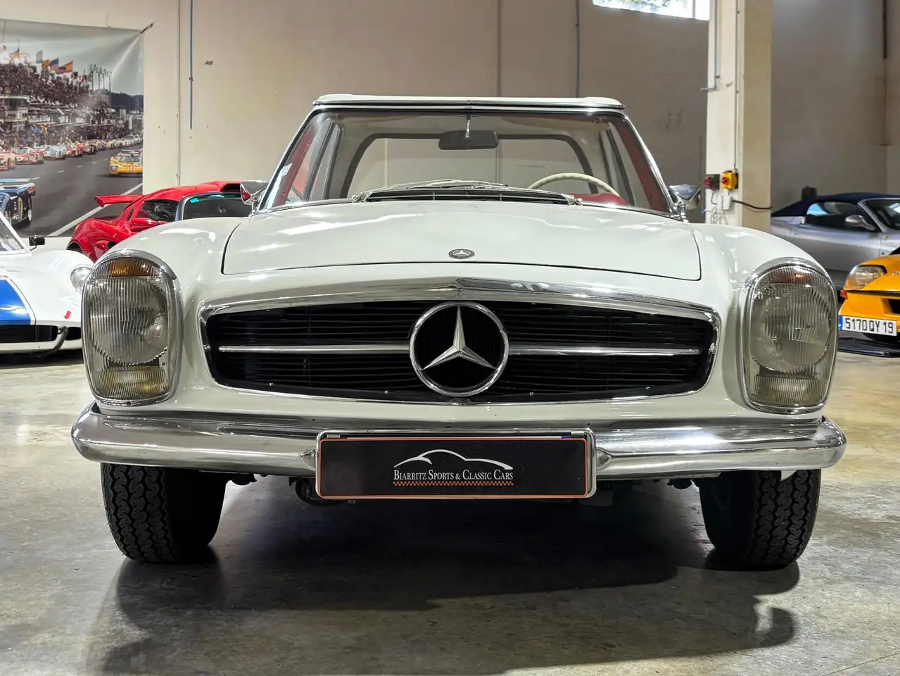 Mercedes-Benz SL 280 Pagode, foto 3