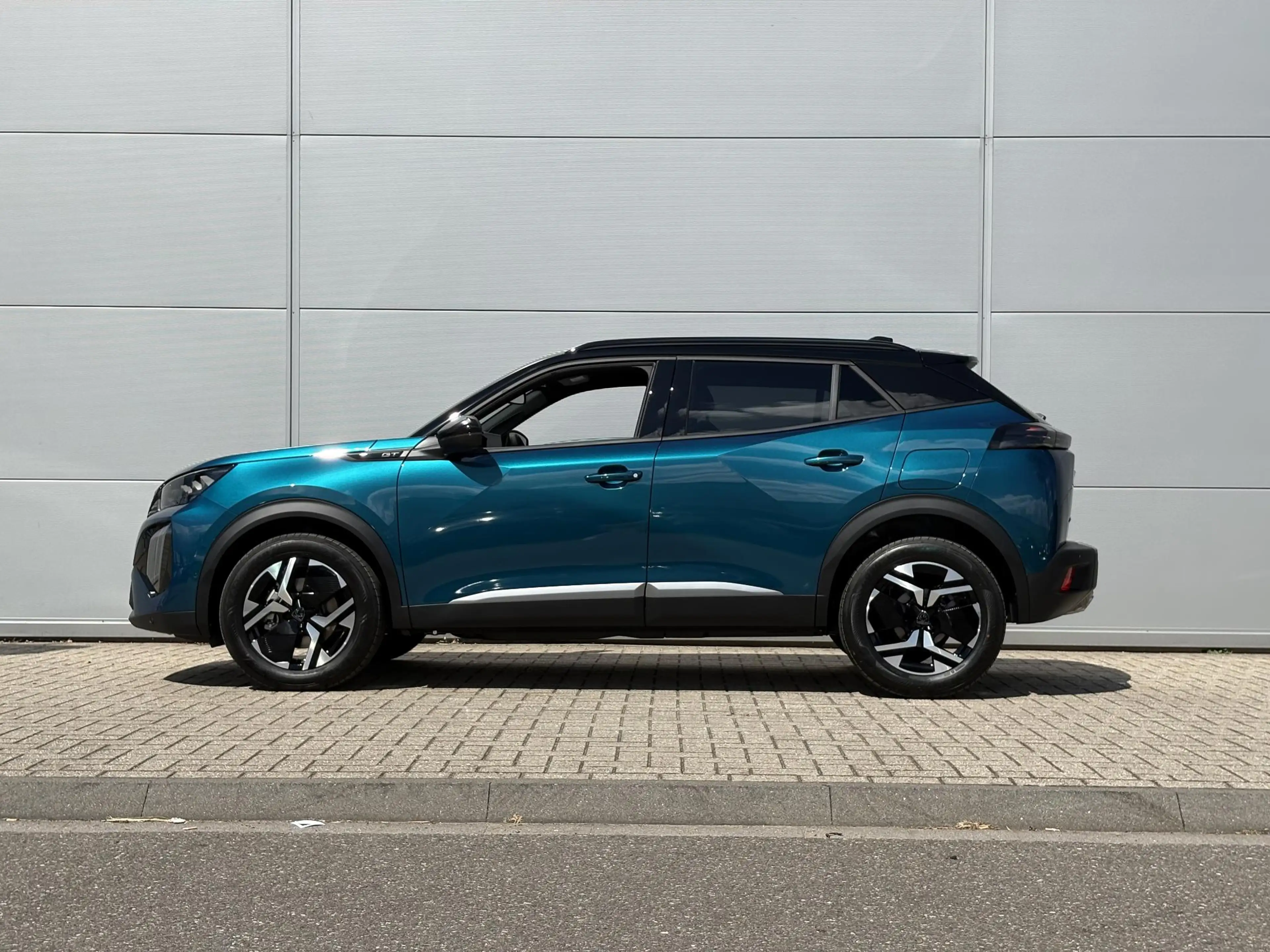 Peugeot 2008 1.2 Hybrid 145 GT 21% Korting | Camera | Adaptieve — photo 3