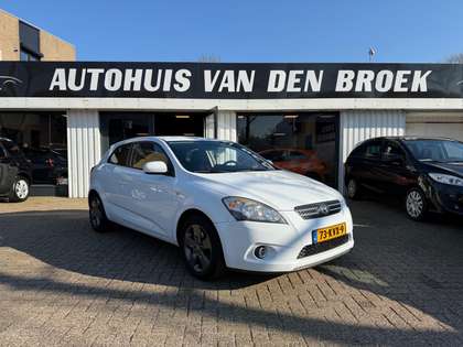 Kia ProCeed / pro_cee'd 1.4 CVVT X-ecutive Airco Cruise Climate Ctr Trekh
