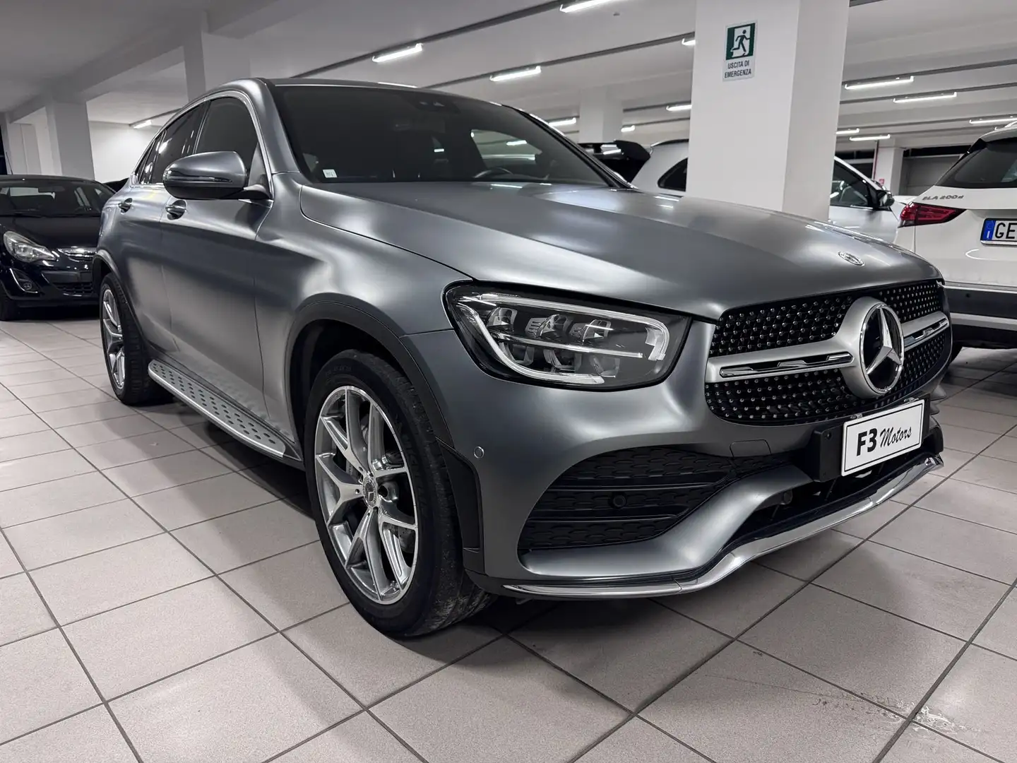 Mercedes-Benz GLC 220 GLC 220 d 4Matic Coupé Premium Plus Grijs - 2