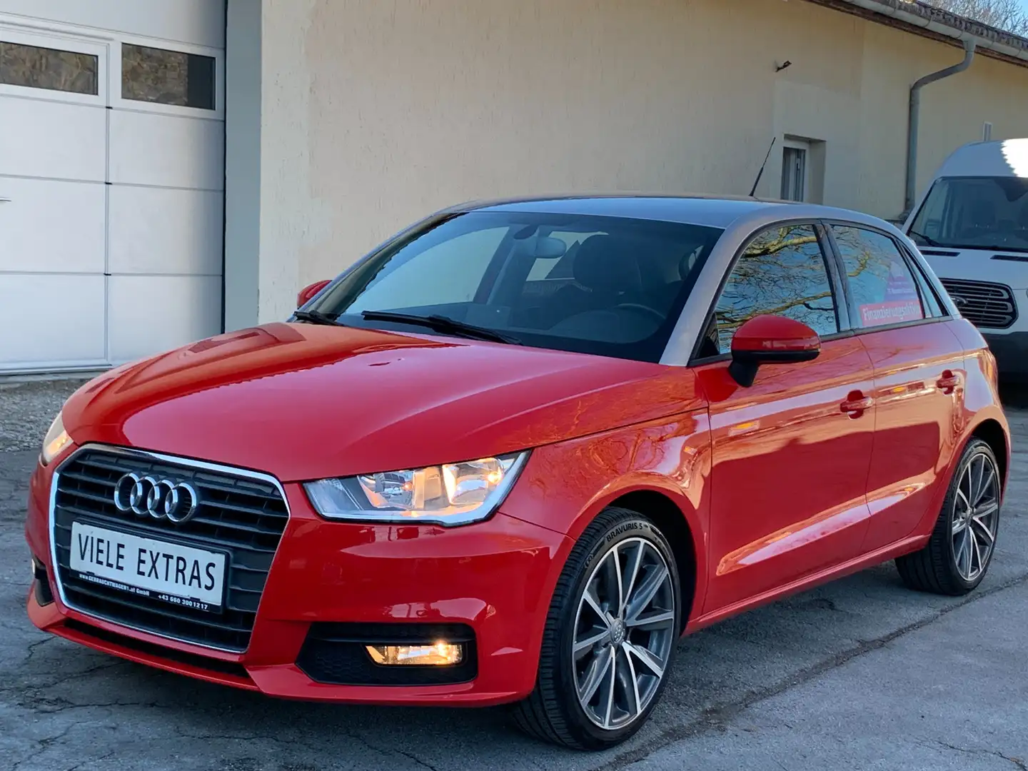 Audi A1 Sport 1.0 TFSI SB Sportback Sondermodell TOP Alus Rot - 2