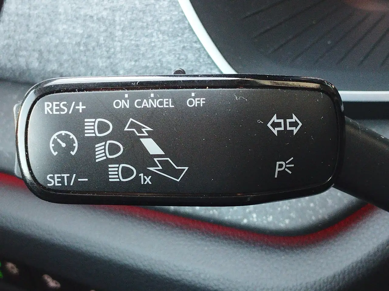 Skoda Octavia Combi 1.5 TSI Selection Facelift, миниатюра 21