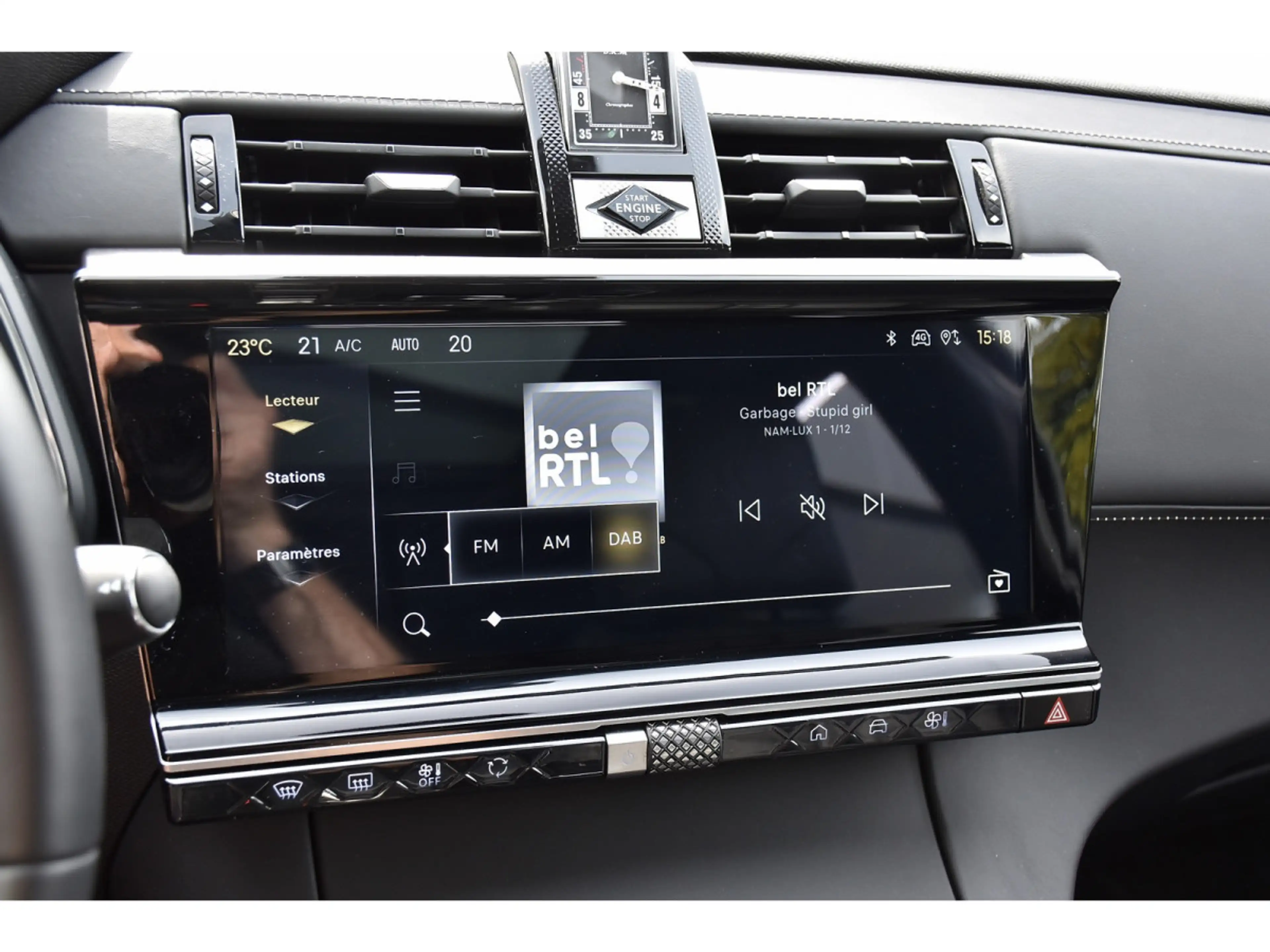 DS Automobiles DS 7 Crossback 1.6 Hybrid PHEV 225 Etoile PANO CUIR MEMO CAM360 — photo 12