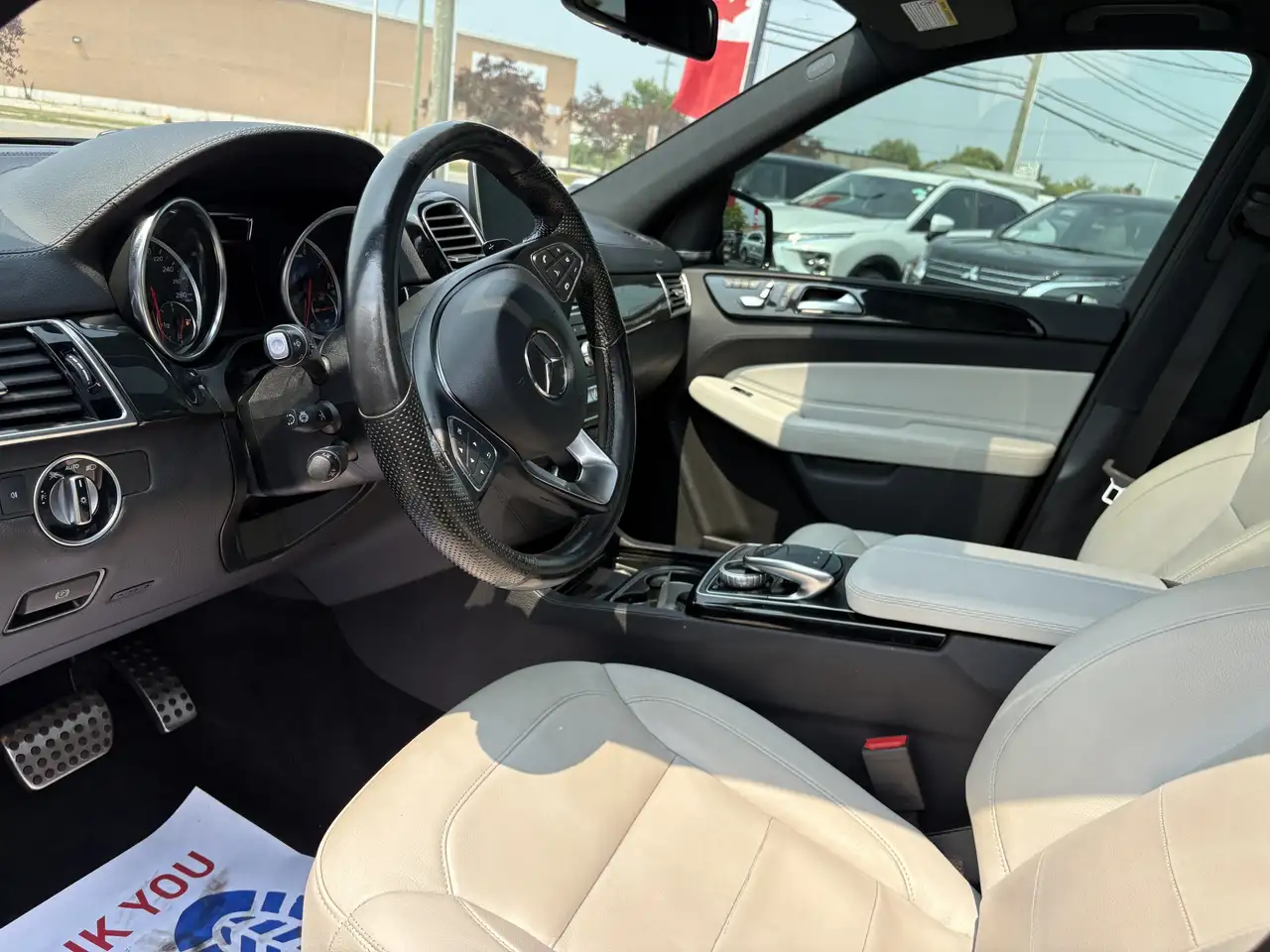 Mercedes-Benz GLE снимка Mercedes-Benz GLE