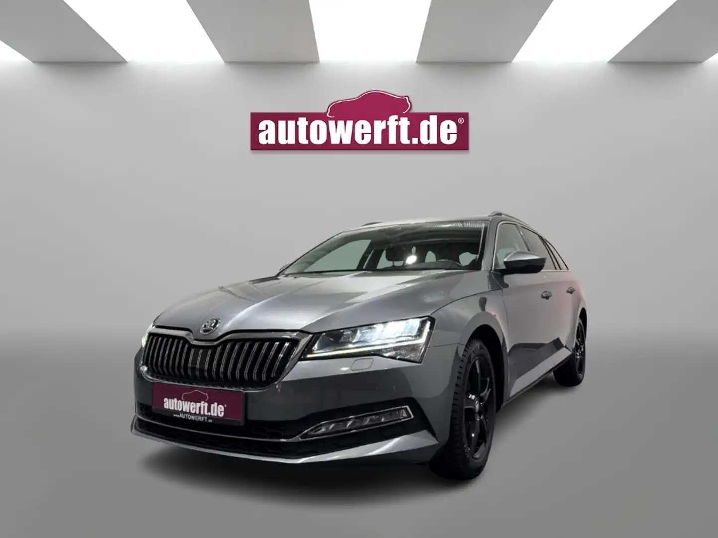 Skoda Superb 2.0 TDI DSG STYLE LED AHK STDHZG CAM NAVI PDC SHZ Gris - 1
