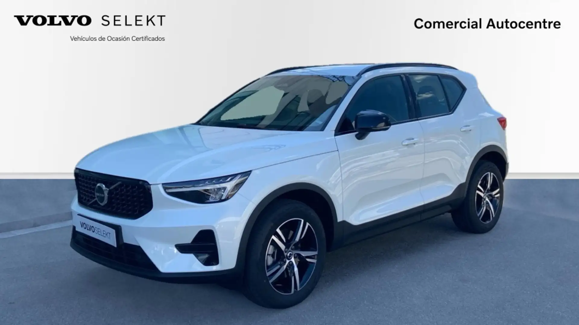 Volvo XC40 2.0 B3 PLUS DARK AUTO 163 5P - 1