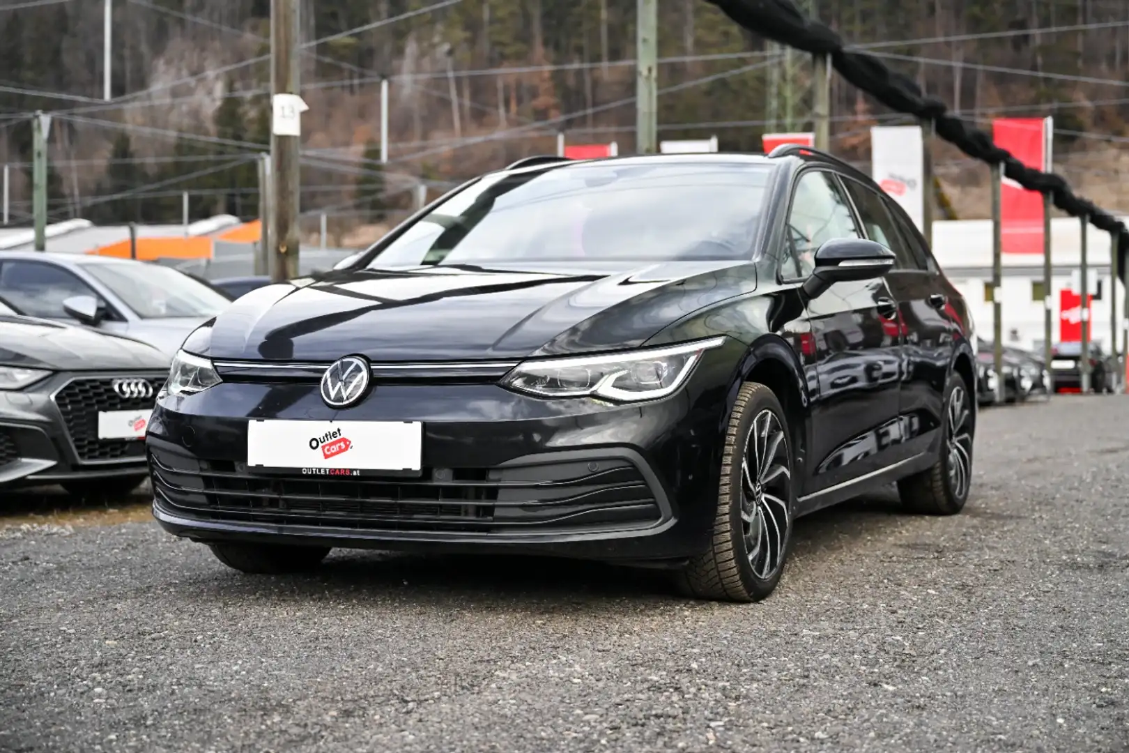 Volkswagen Golf Variant Golf VIII Variant 2.0TDI Life Aut MATRIX+MEGAVOLL Schwarz - 2