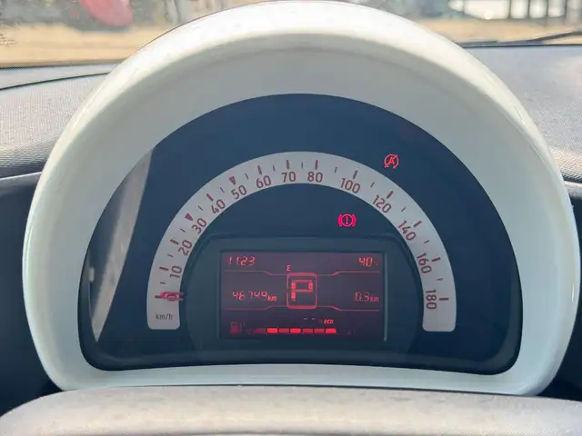 Smart Fortwo view 8