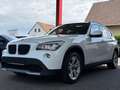 BMW X1 20d sDrive/PANORAMA/NAVI/AHK/KLIMA/SHZ Weiß - thumbnail 3
