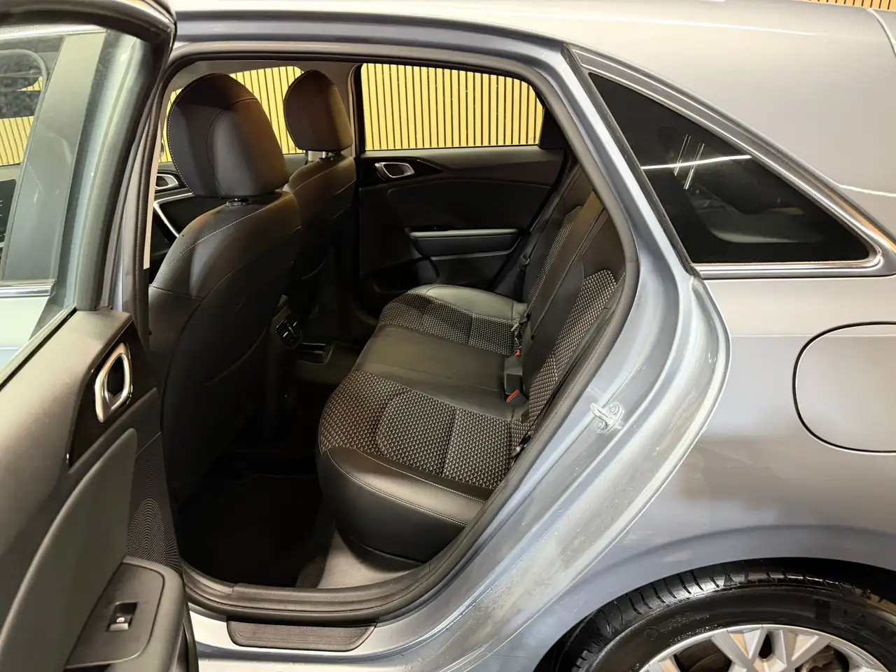 Kia Ceed 1.0 T-GDi * SPORT * 1ER PROPRIÉTAIRE *, миниатюра 10