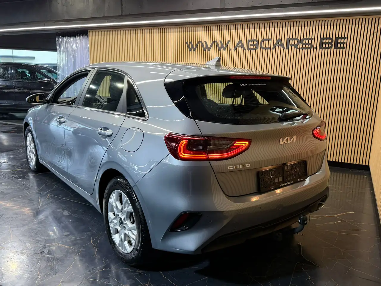 Kia Ceed 1.0 T-GDi * SPORT * 1ER PROPRIÉTAIRE *, миниатюра 4
