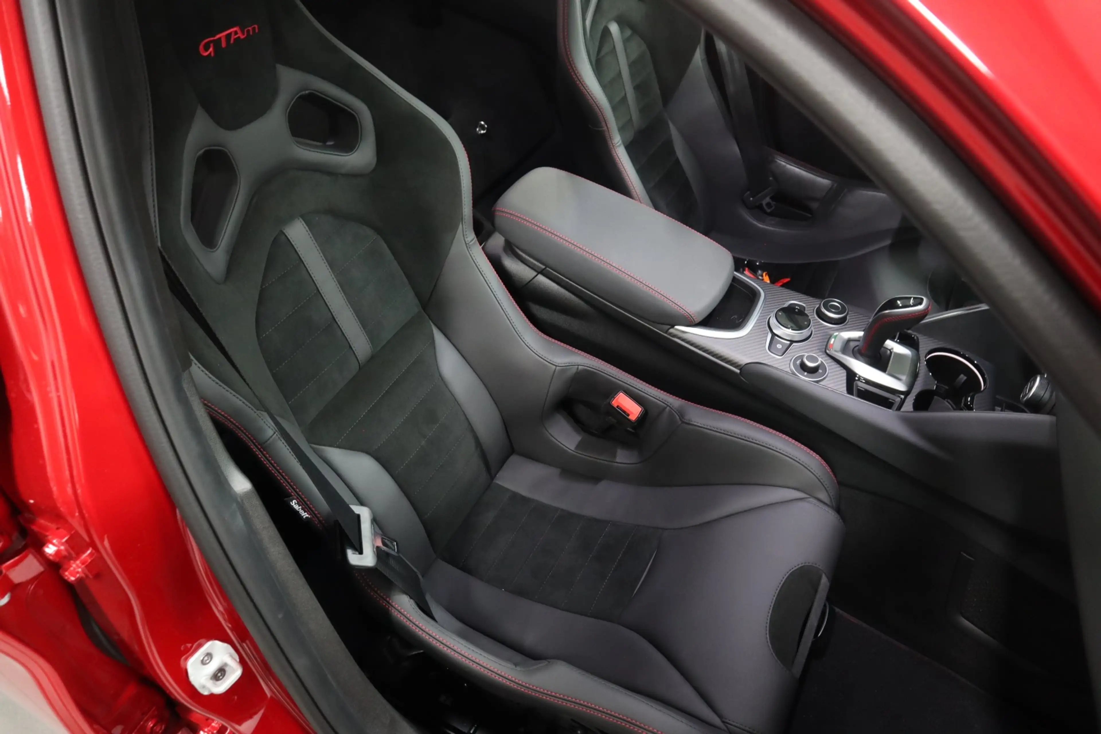 Alfa Romeo Giulia GTAm — photo 9